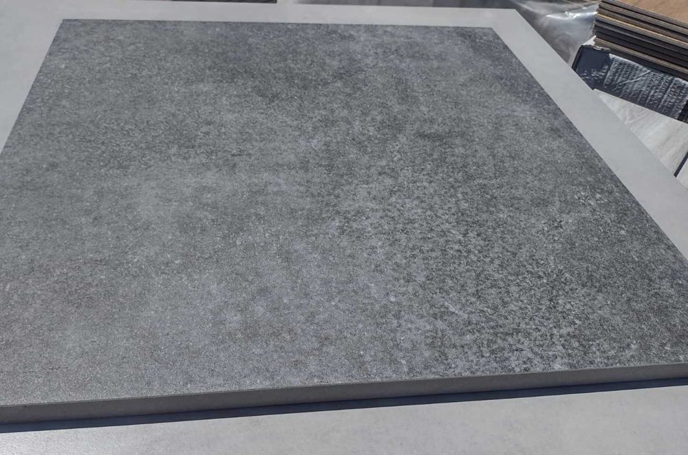 GRES 2 cm , Stratic CiemnoSzary 60x60 na tarasy, chodniki