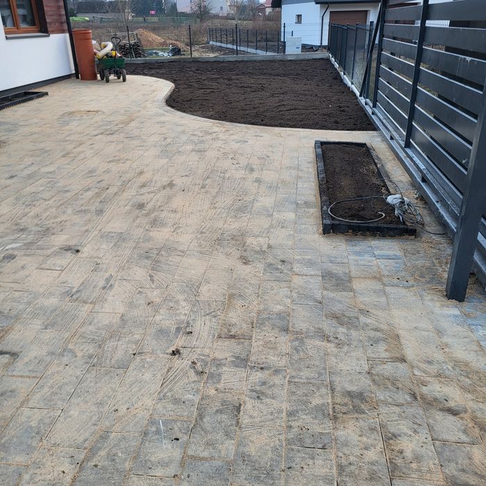 Usługi brukarskie układanie kostki brukowej