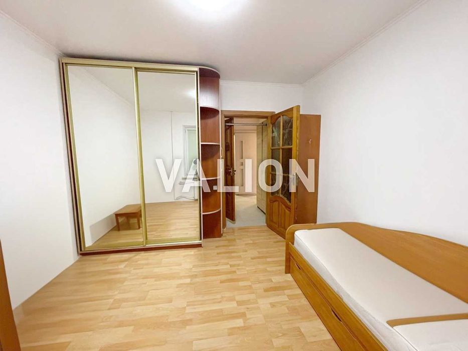 Без % продаж 3 кім. квартири, вул. Срібнокільська 14, Осокорки Позняки