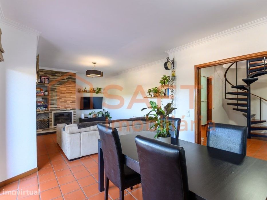 T2+1 Duplex No Centro De Oliveira De Azeméis