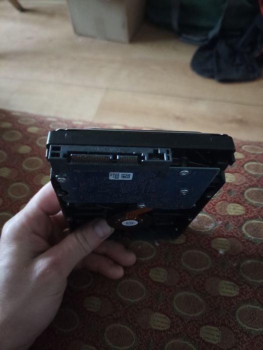 Dysk twardy SSHD(hybrydowy )SATA 1TB