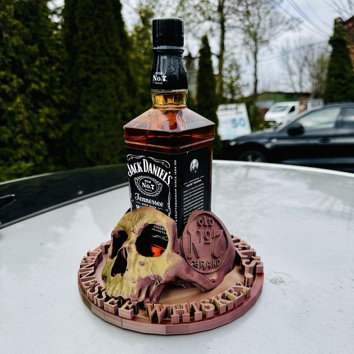 Stojak czaszka na butelkę Jack Daniels 0.7l / 1l -druk 3d kolor złoty