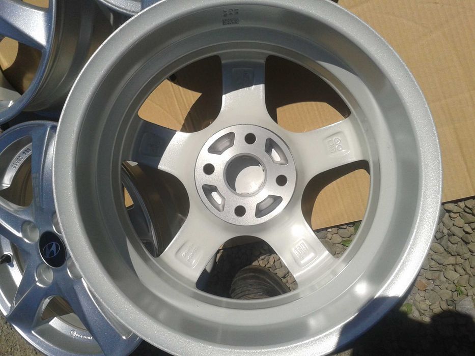 oryginalne r15 felgi nowe hyundai i10 i20 bayon 4x100 mielec suzuki