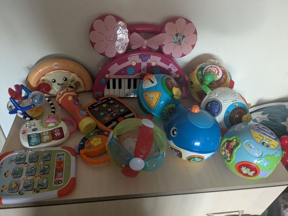 Музичні іграшки ( інтерактивні , розвиваючі )