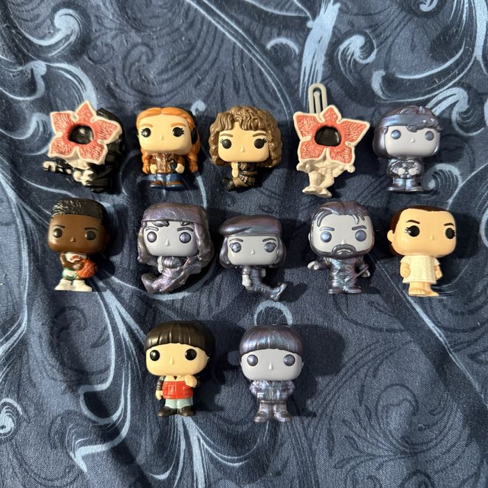 Figurki Kinder Joy Stranger Things  Harry Potter
