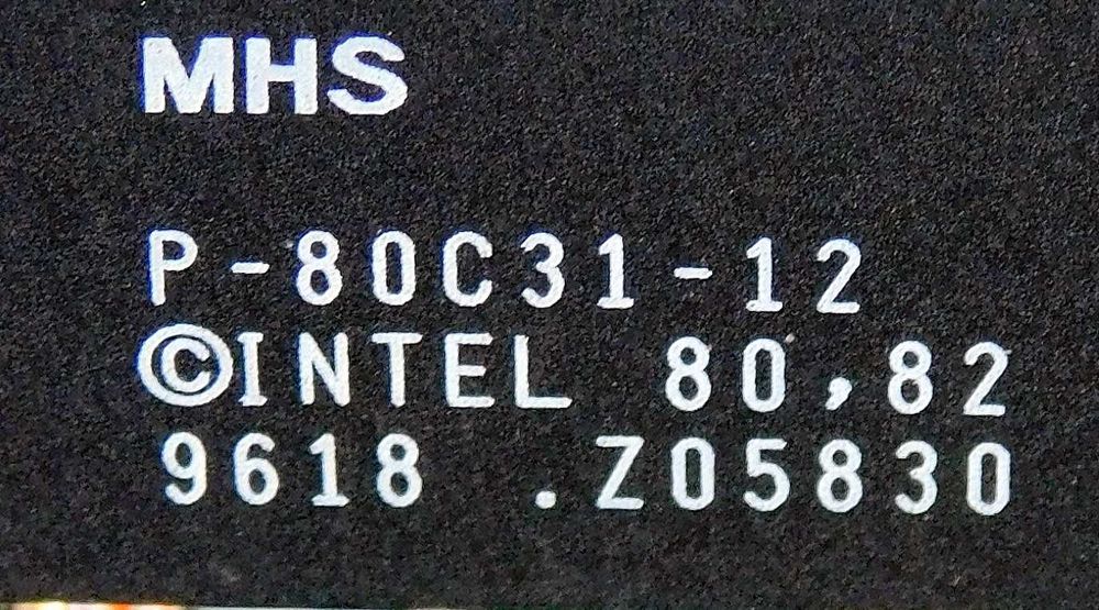 Części elektroniczne z P80C31 12 INTEL odzysk [LIP]9