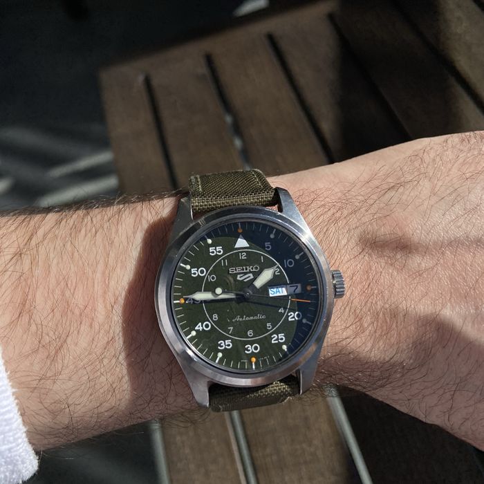 Годинник 40 мм Seiko 5 SPORTS SRPH29K1