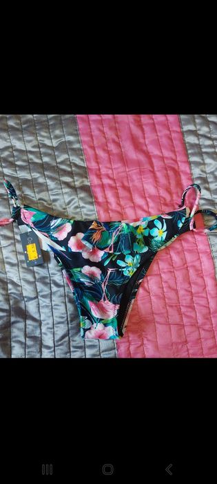 Cuecas de biquini floridas tamanho 38 M