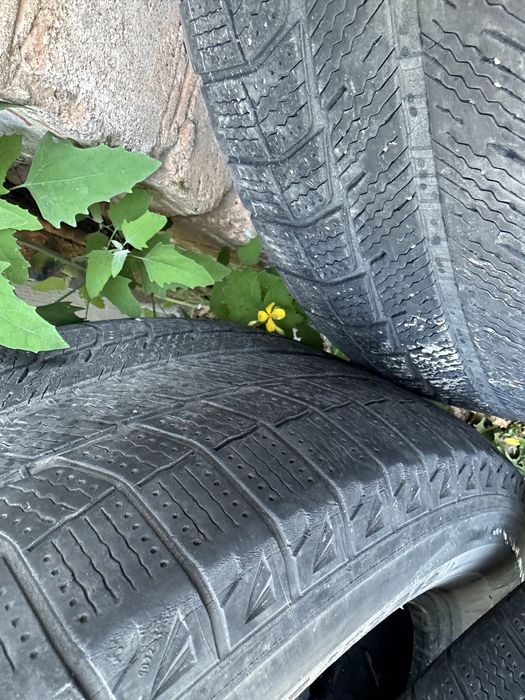 Продам резина зима 255/55/R18