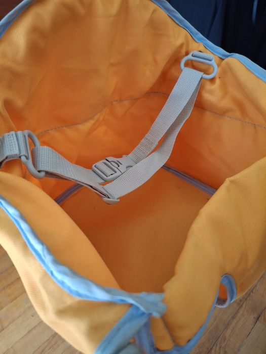 Cadeira de bebé para mesa