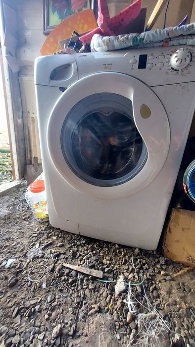 Продам пралку робоча