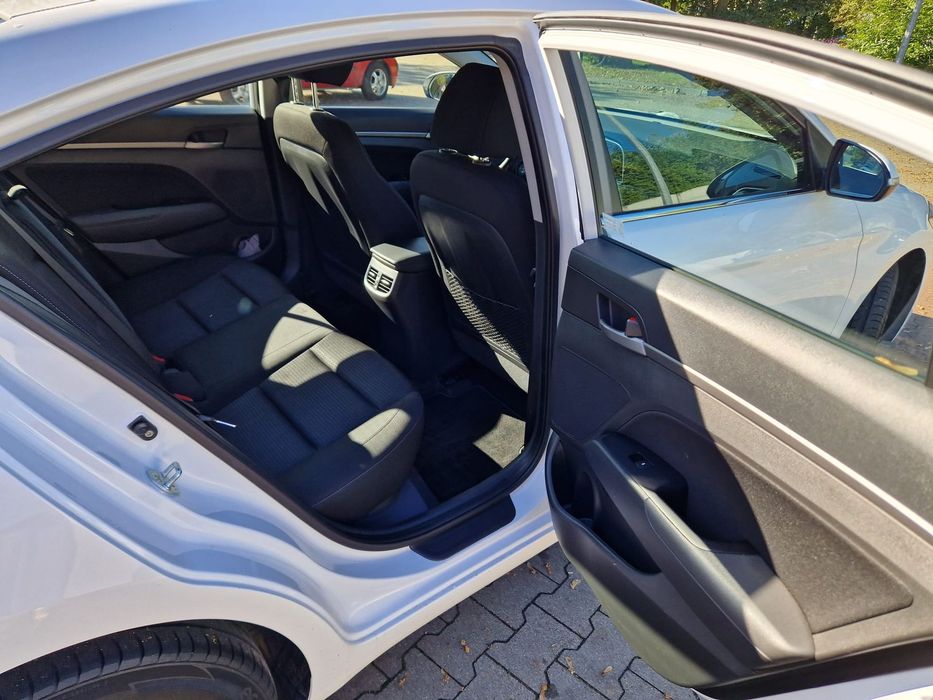 Hyundai Elantra Drugi właściciel, salon Polska, 130.000 km