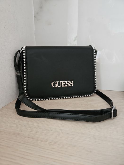 Torebka czarna guess
