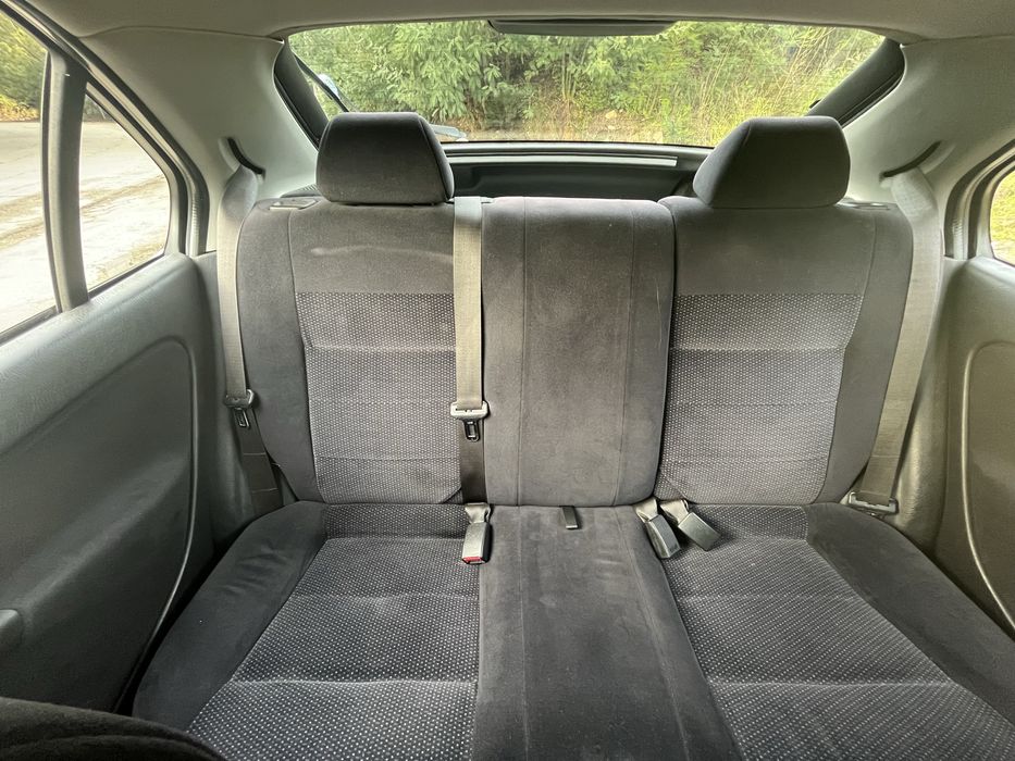 Honda civic 1.4 is 1999 MB2