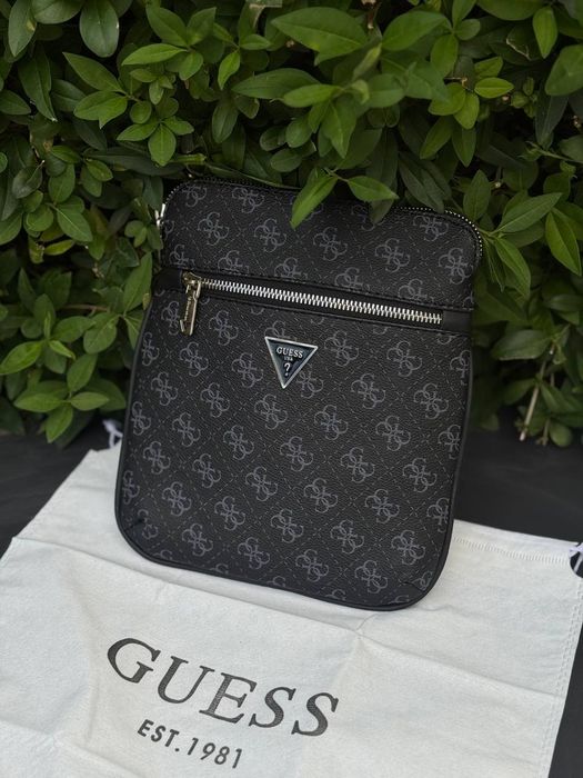 Сумка ВІД Guess,Стан -НОВЕ