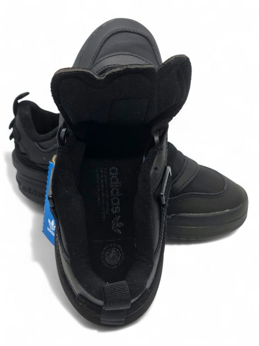 Шкіряні жіночі демісезонні кросівки Adidas Forum Low (38р/39р/40р/41р)