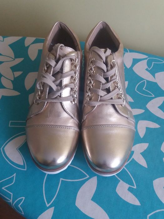 Buty damskie złote 38