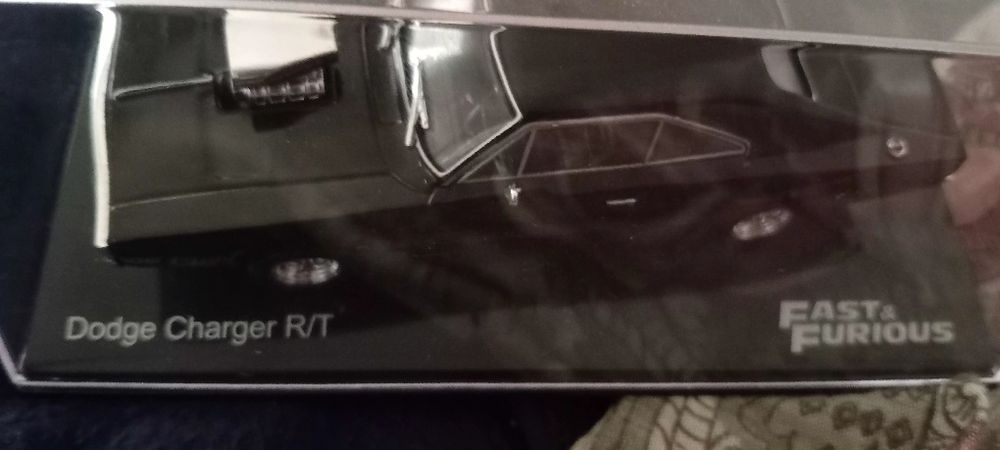 Carro dodge charger R/T fast & furious