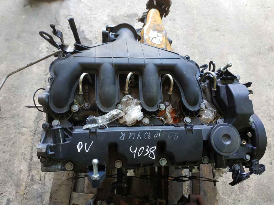 Peugeot/Citroen C4 Picasso 06-13 двигун 2.0 hdi DV4038 10DYUR