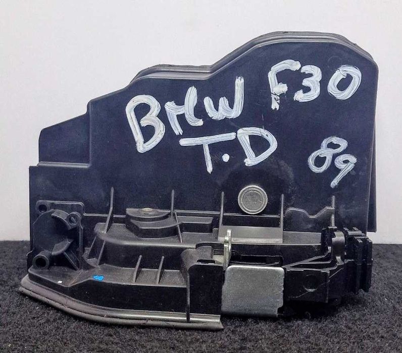 Fechadura / Fecho Porta Trás Direito 7202148 - BMW X5
