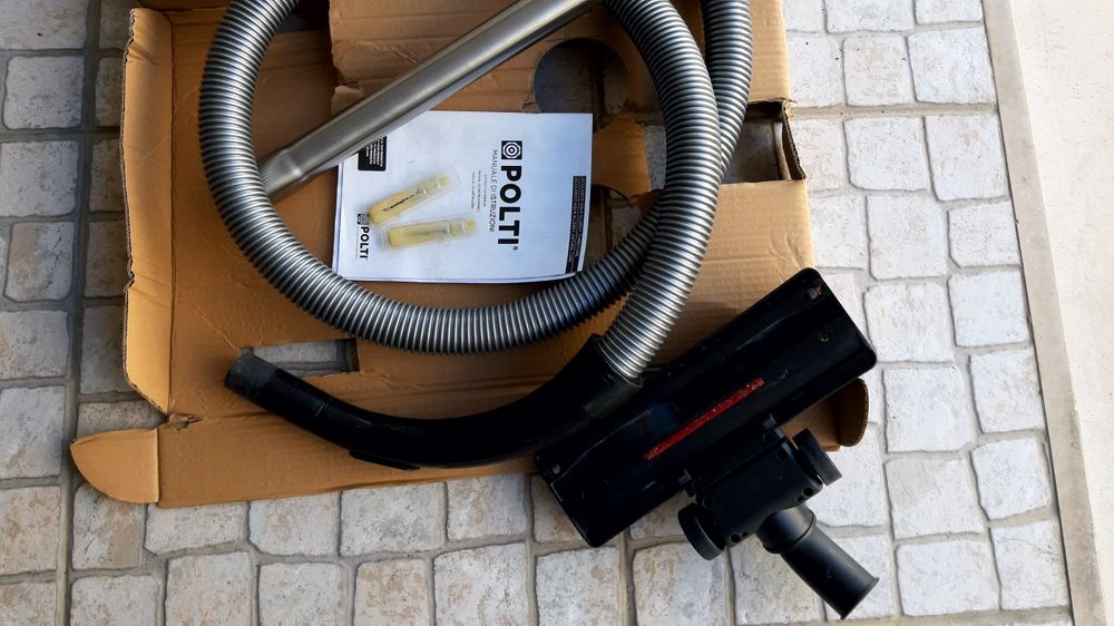 Aspirador Polti com caixa de origem