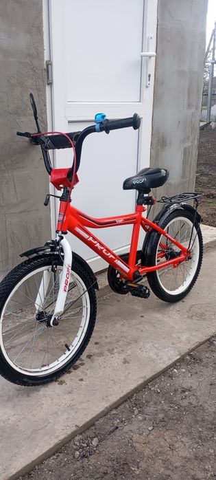 Продам подростковый велосипед Profi R18