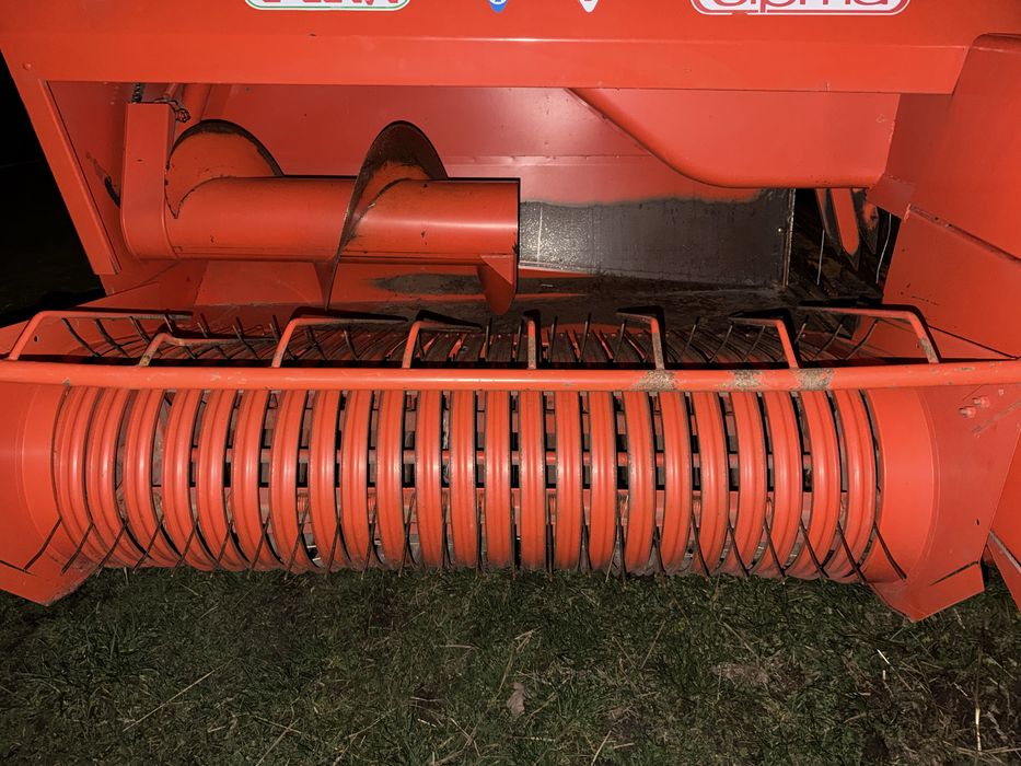 Прес підбирач Sipma z 224 прес подборщик