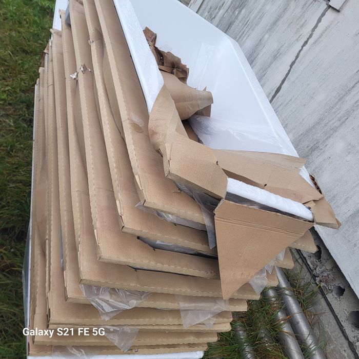 Нові ванни з дефектом Церсаніт