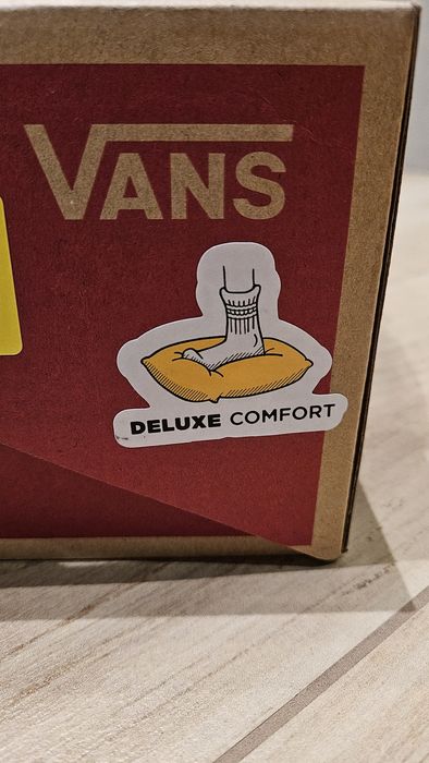 Vans Asher Deluxe slip on 42