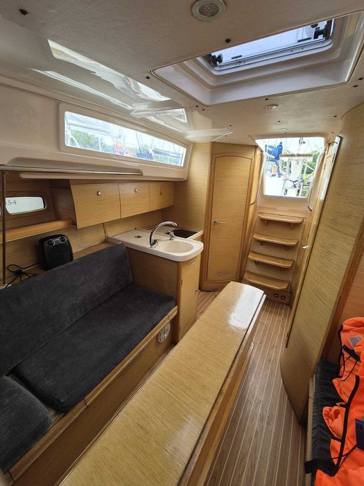 Sprzedam Jacht żaglowy Shine 30