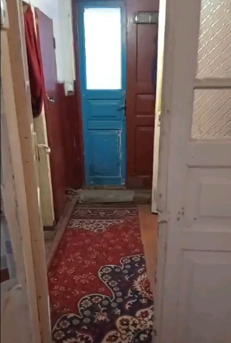 Двох кімнатний будинок. Ціна вже з комунальними оплата за один місяць