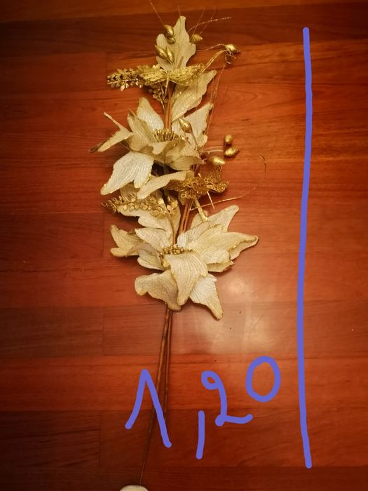 Arranjo floral para jarrão.