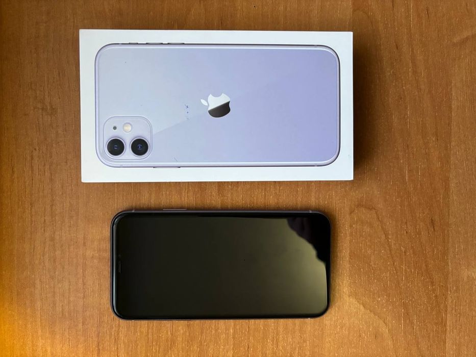 Продам IPhone 11, 64GB