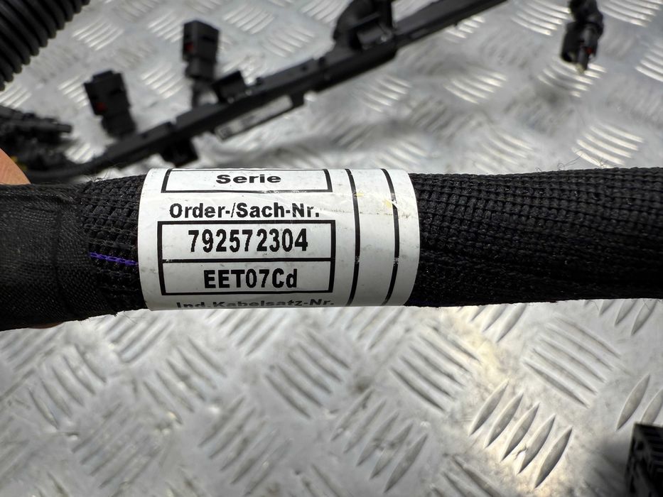 Проводка моторная форсунок Коса BMW G60 G61 G45  B47P 12517925723