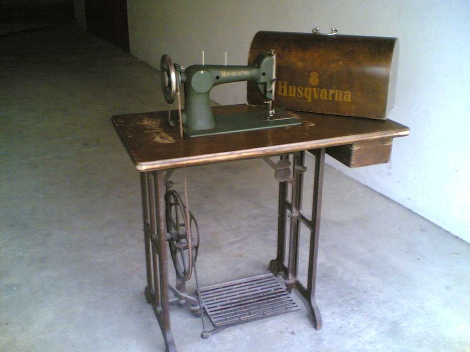Máquina de costura Husqvarna