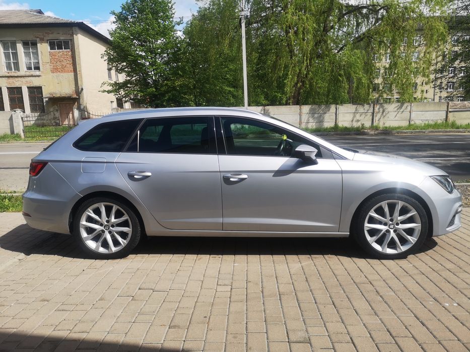 SEAT Leon 2017   FR 1.4 TSI  150 кс  автомат  малий пробіг 68500