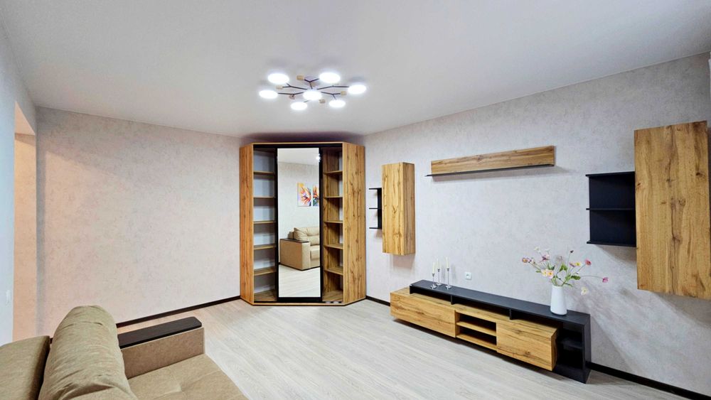 Продам 2х комнатную квартиру в Центре с Ремонтом