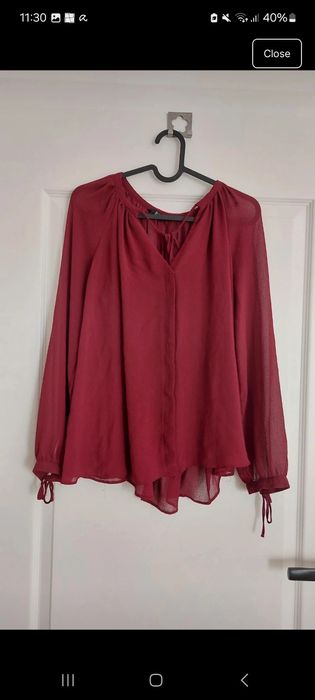 Zwiewna bluzka w kolorze bordowym