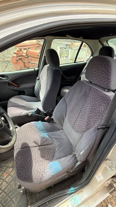 Carro rover 2001