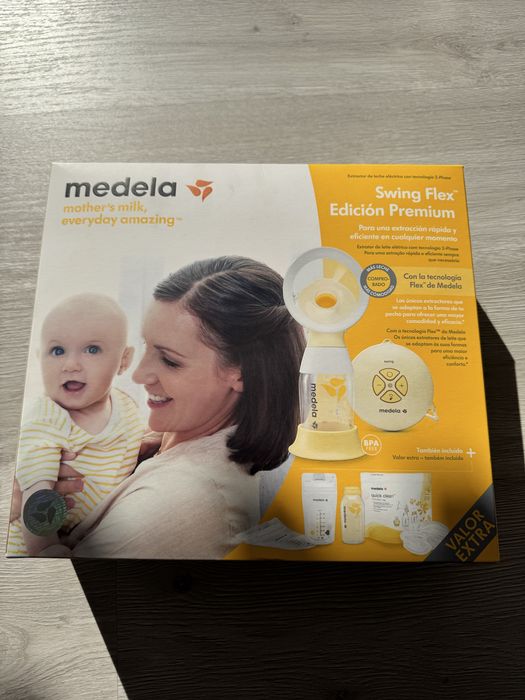 Melena bomba de leite com conjunto de biberoes