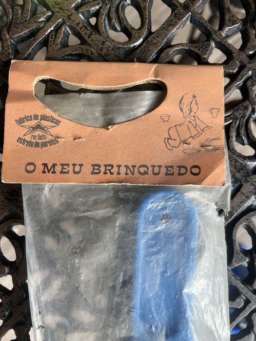 O MEU BRINQUEDO - Estrela do Paraíso (Fábrica de plásticos, Rio Tinto)