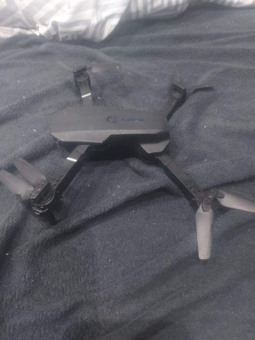 Dron dla dzieci bez pilota