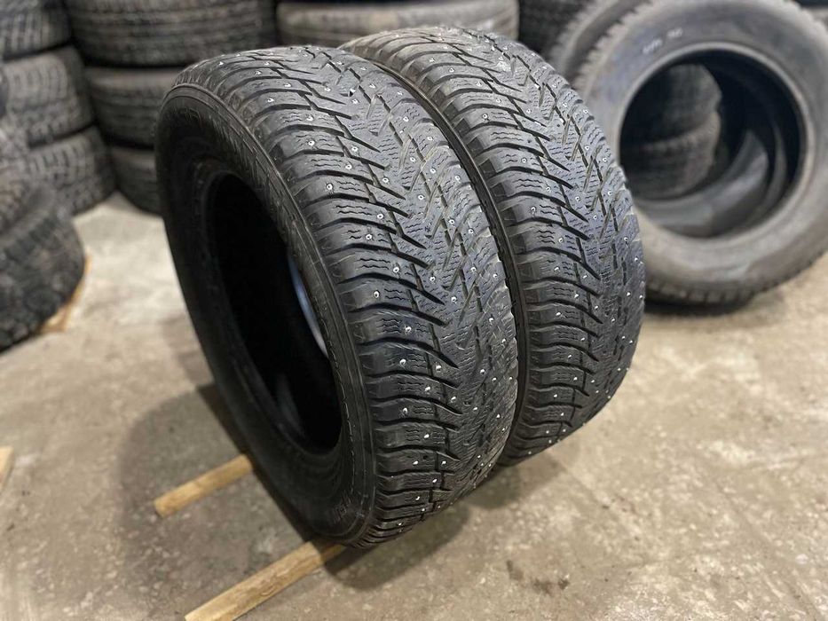 Пара шипованої резини 235/65 R17 Nokian Hakkapeliitta 8 SUV
