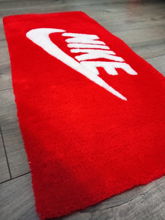 Prezent ozdoba dywanik Nike