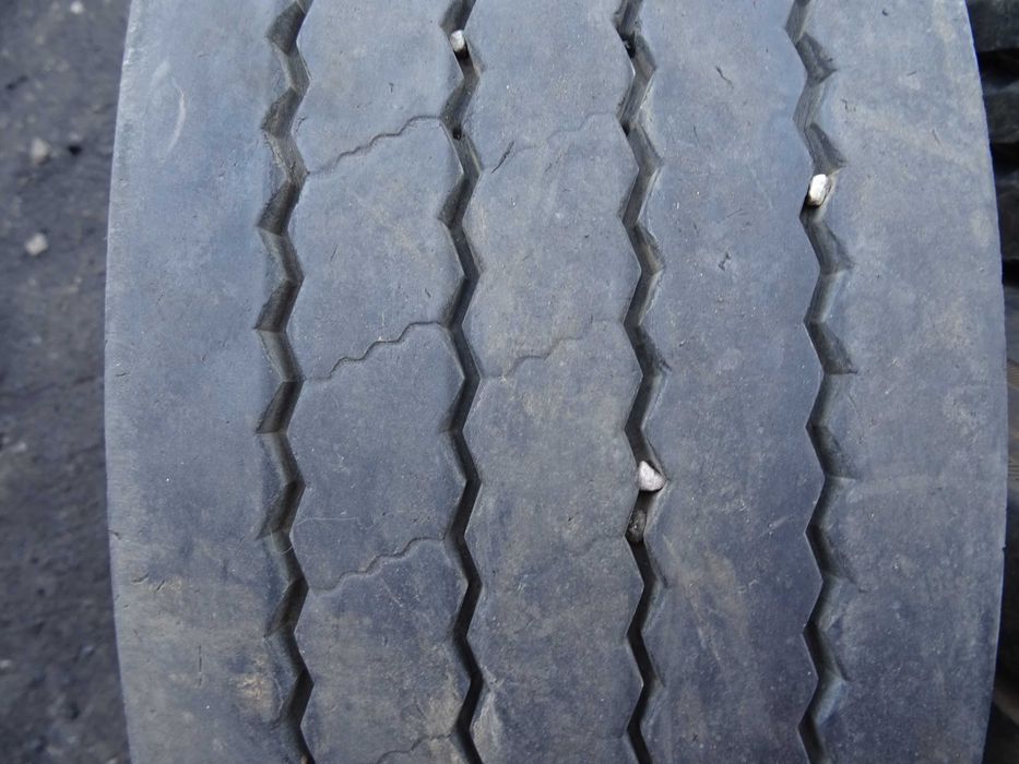 opona 235/75R17.5 Continental Conti Hybrid LS3 (470 NETTO)