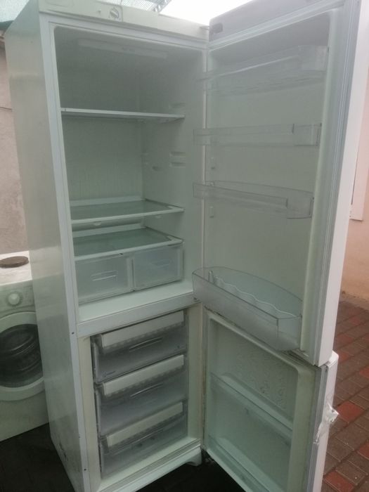 Холодильник Снайге, Индезит, Самсунг