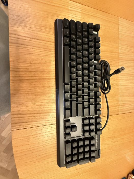 klawiatura gamingowa SteelSeries Apex 3 i mysz SteelSeries Aerox 3 Wireless