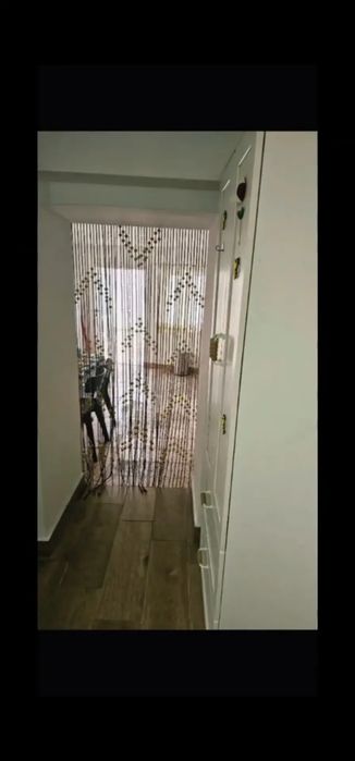 Apartamento T2 com pequeno pátio para arrendar