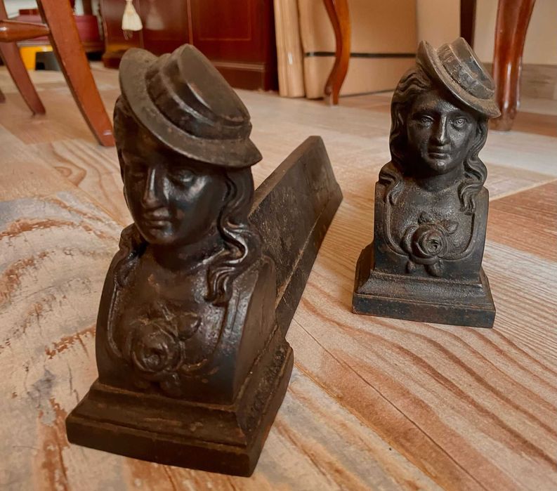 Trava portas antigos em ferro forjado