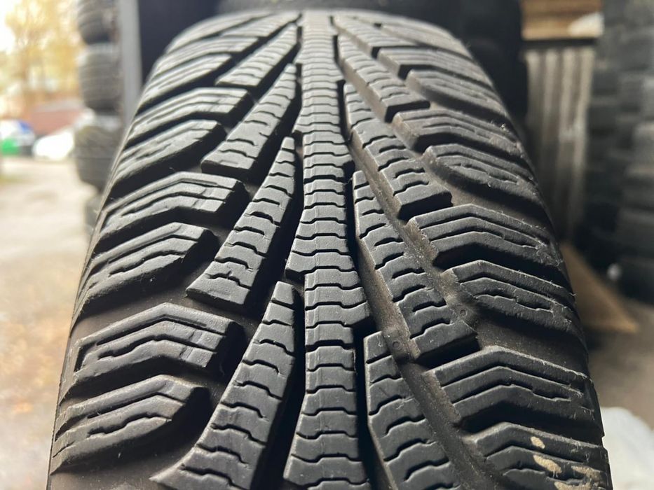 распаровка шины б/у 185/70 R14 UniRoyal MS plus-77